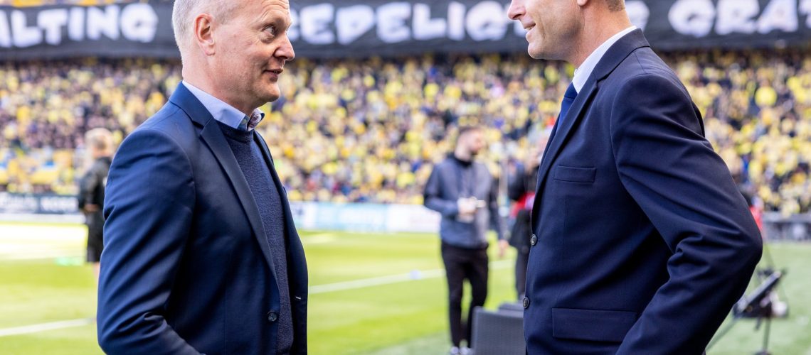 Niels Frederiksen, cheftræner [P7881](Brøndby IF), Jes Thorup, cheftræner [P633] (FC København)